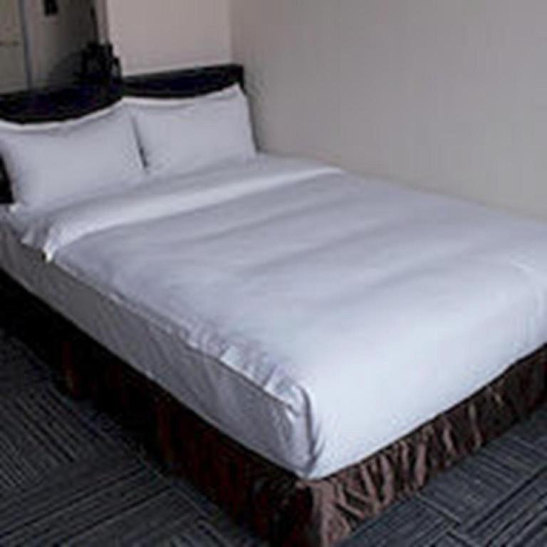 Sakura 2 Hotel 2*